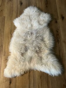 Langharig zeer dik schapenvacht &ndash; cr&egrave;me, grijs &amp; taupe &ndash; 122 x 86 cm