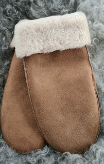 Sheepsjop Wanten leer met lamsvacht voering noli mat taupe met lichte rand Unisex