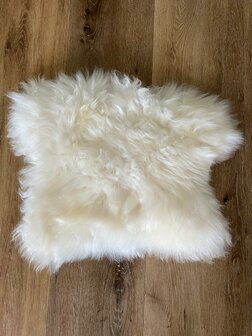 Klein langharig schapenvacht creme / wit zeer dikke kwaliteit 60x50