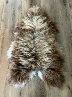 Langharige schapenvacht &ndash; zeer dik &ndash; beige, caramel, bruin &amp; wit &ndash; 135 x 76 cm