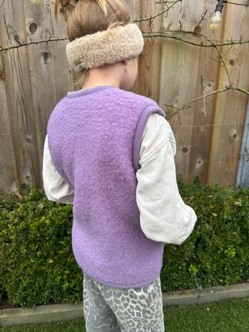 Sheepsjop bodywarmer Wollie 100% wol (houtje touwtje knoop) LILA OF ECRU